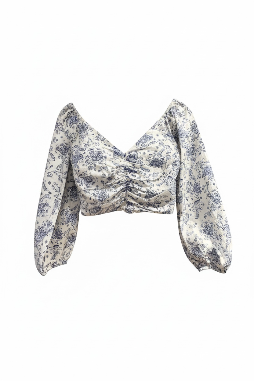 Топове и блузи